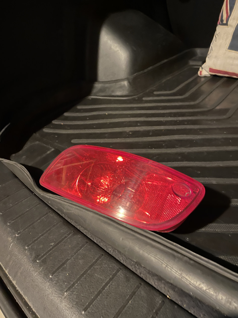 Задний правый ПТФ — Hyundai Santa Fe (2G)