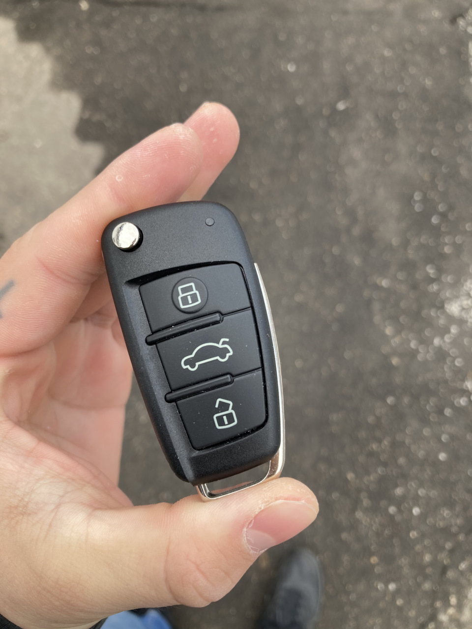 Выкидной ключ — Lada Калина седан, 1,6 л, 2008 года | аксессуары | DRIVE2