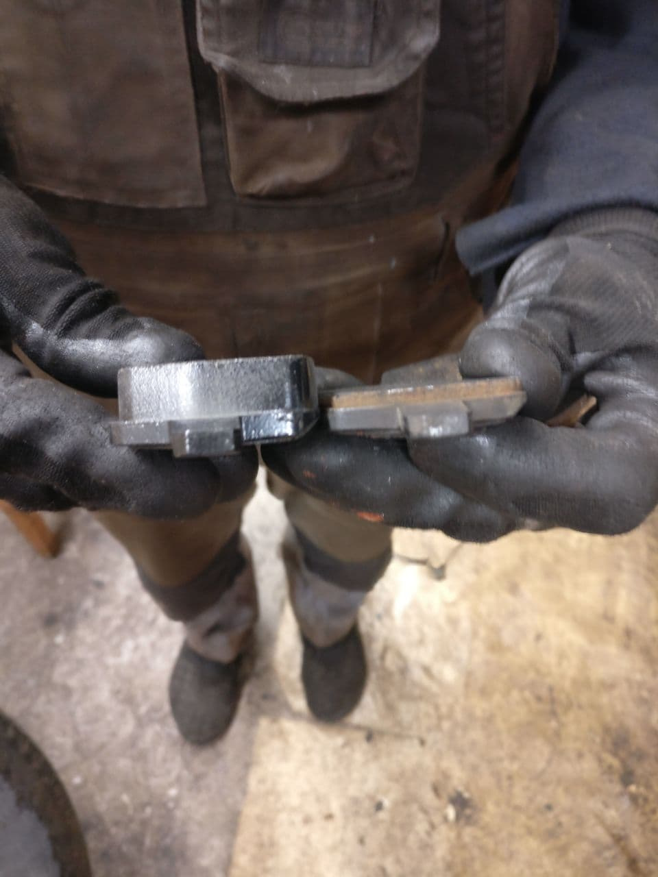 50 тыс на родных тормозных колодках — Volvo XC60 (1G), 2,4 л, 2017 года ...