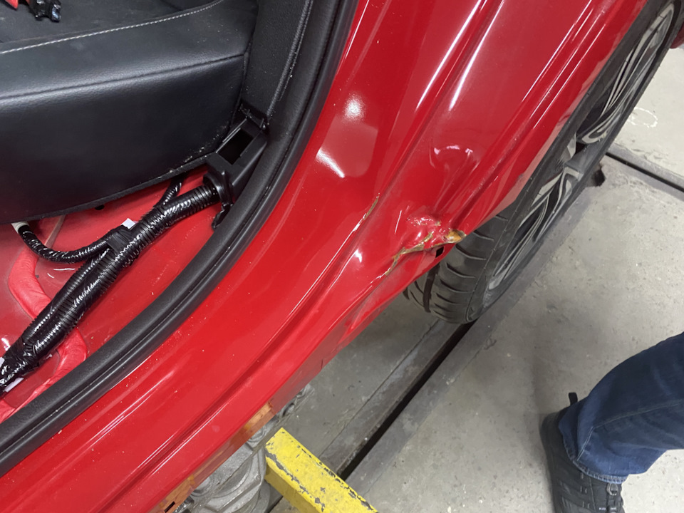 задний порожек — Honda Civic 4D (10G)