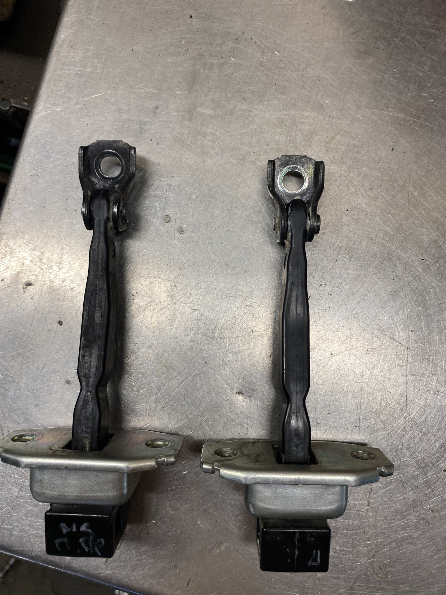 Небольшой ремонт подвески . Отзыв о сайлентблоках VTR — Mitsubishi ...