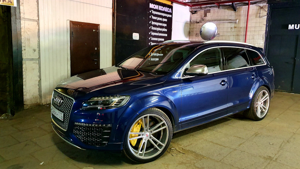 Приехал в — Audi Q7 (1G)