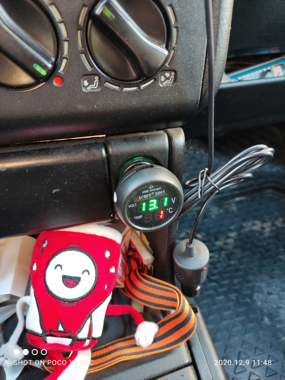 Слабый заряд аккума — Volkswagen Passat B3, 1,8 л, 1991 года ...