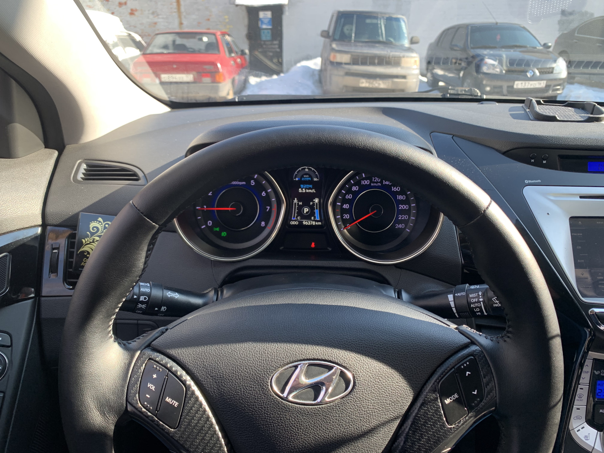 Руль элантра 2012. Руль hyundai avant 2008. Хендай аванте 2011 размер руля. Руль авант. Руль хендай аванте.