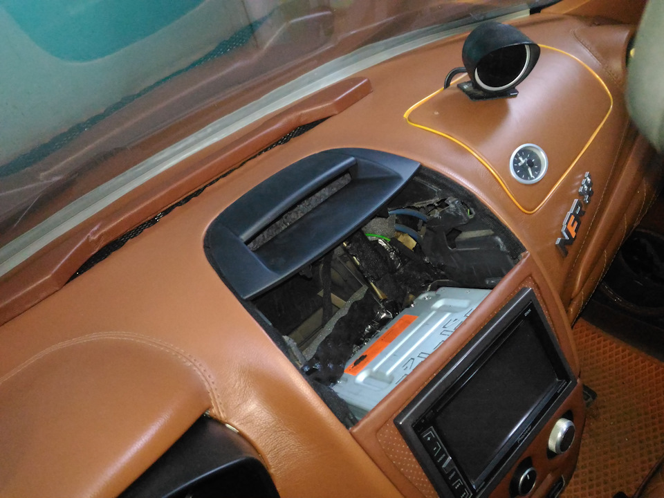 Центральная Рамка Ч.1 — Lada Калина Универсал (2G), 1,6 л, 2014 года ...