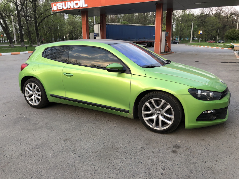 Фольксваген Scirocco цвет хаки