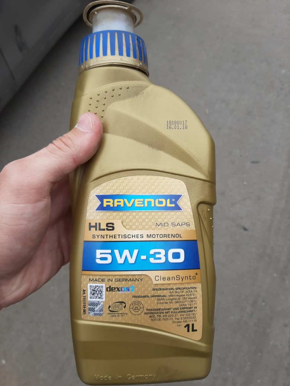 Ravenol fo sae. Ravenol HLS 5w-30. 1211110004 Ravenol. Ravenol 10w30. Равенол 5w30 Тойота Камри.