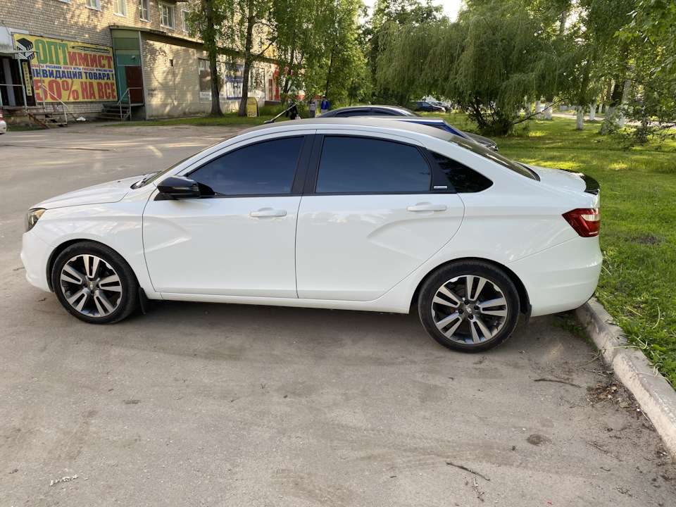 Lada Vesta Exclusive