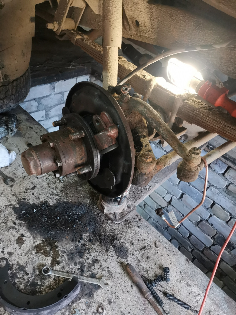 Сезонное обслуживание тормозов — УАЗ 31512, 2,7 л, 1994 года ...