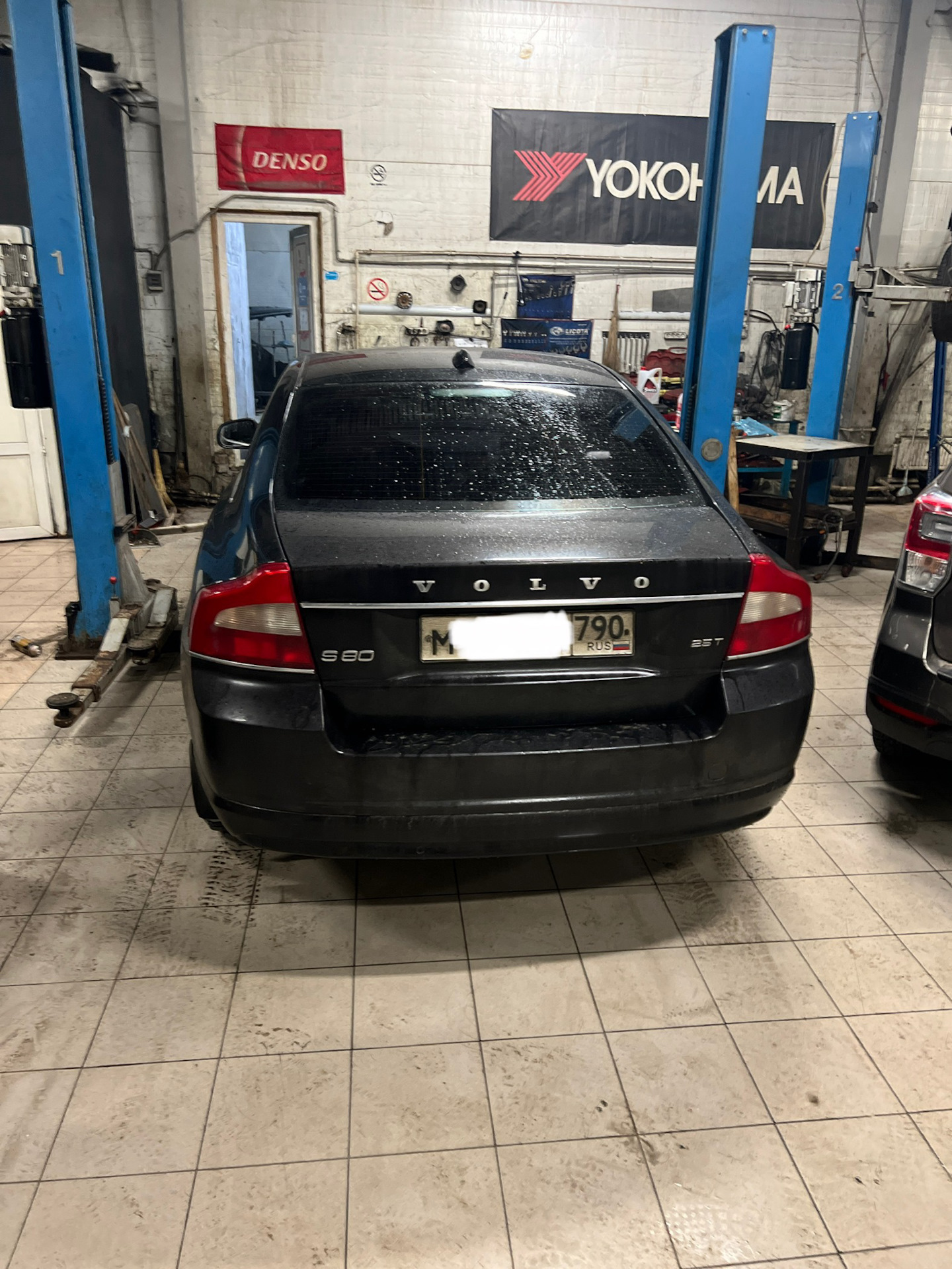 Утечка бензина — Volvo S80 (2G), 2,5 л, 2011 года | поломка | DRIVE2