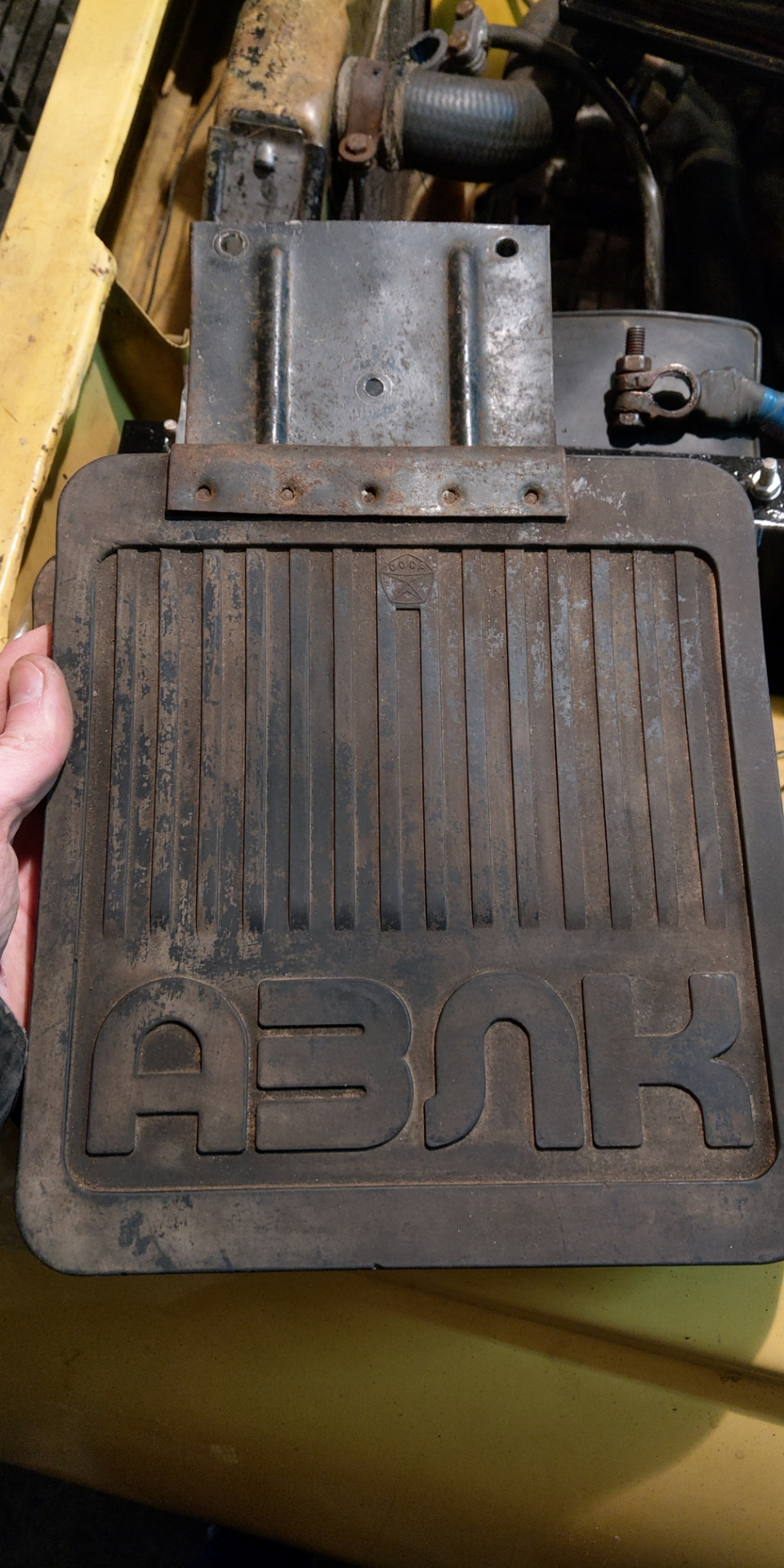 УРА-А-А…ядрён-батон! УРА-А-А…едрит-мадрит! Москвич 2140, 1,5 л, 1981 года друг