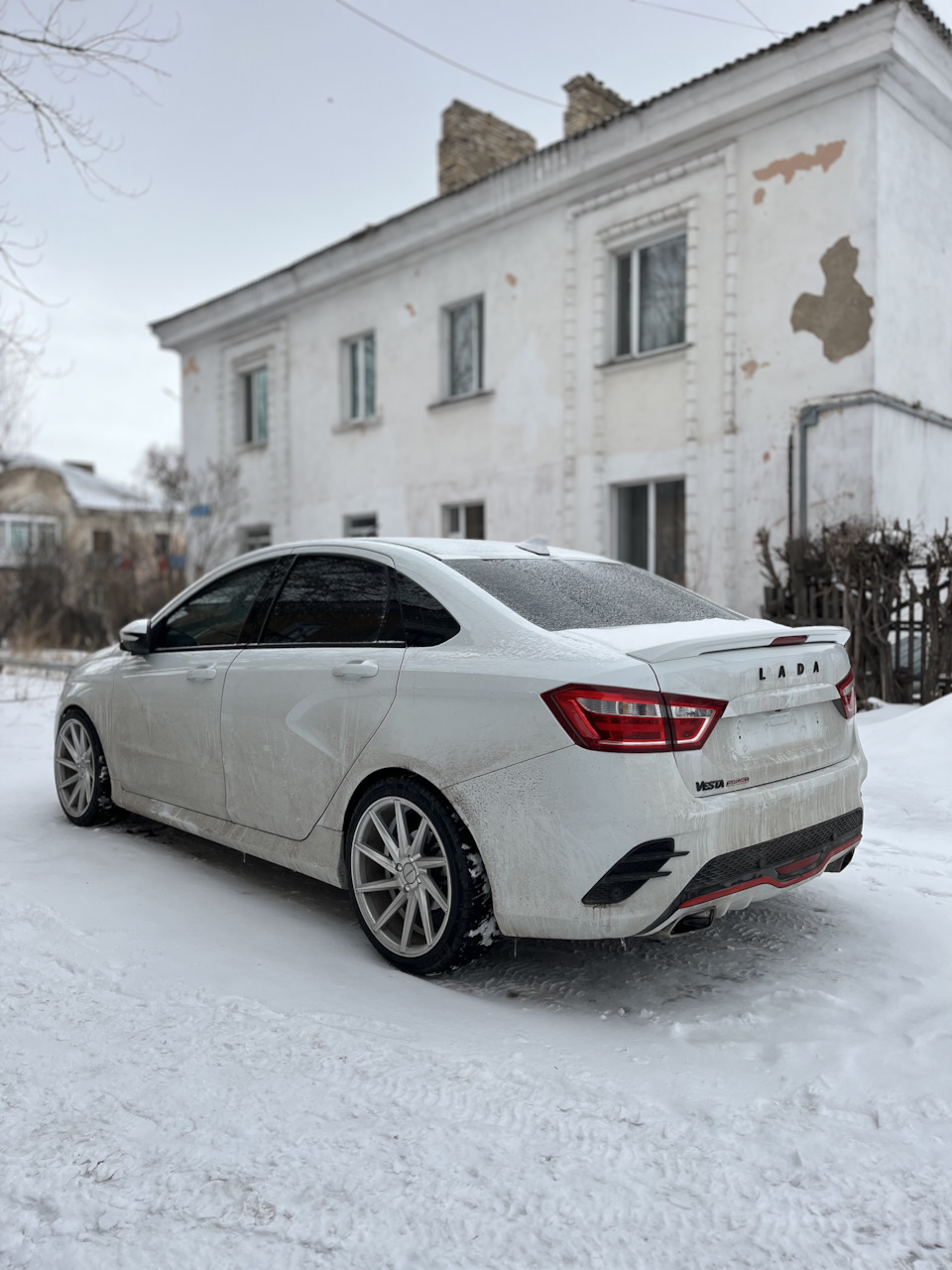 Спойлер веста спорт — Lada Vesta (1G), 1,6 л, 2018 года | тюнинг | DRIVE2