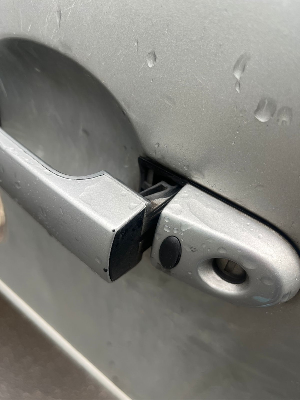 Фото в бортжурнале Nissan Note (1G)