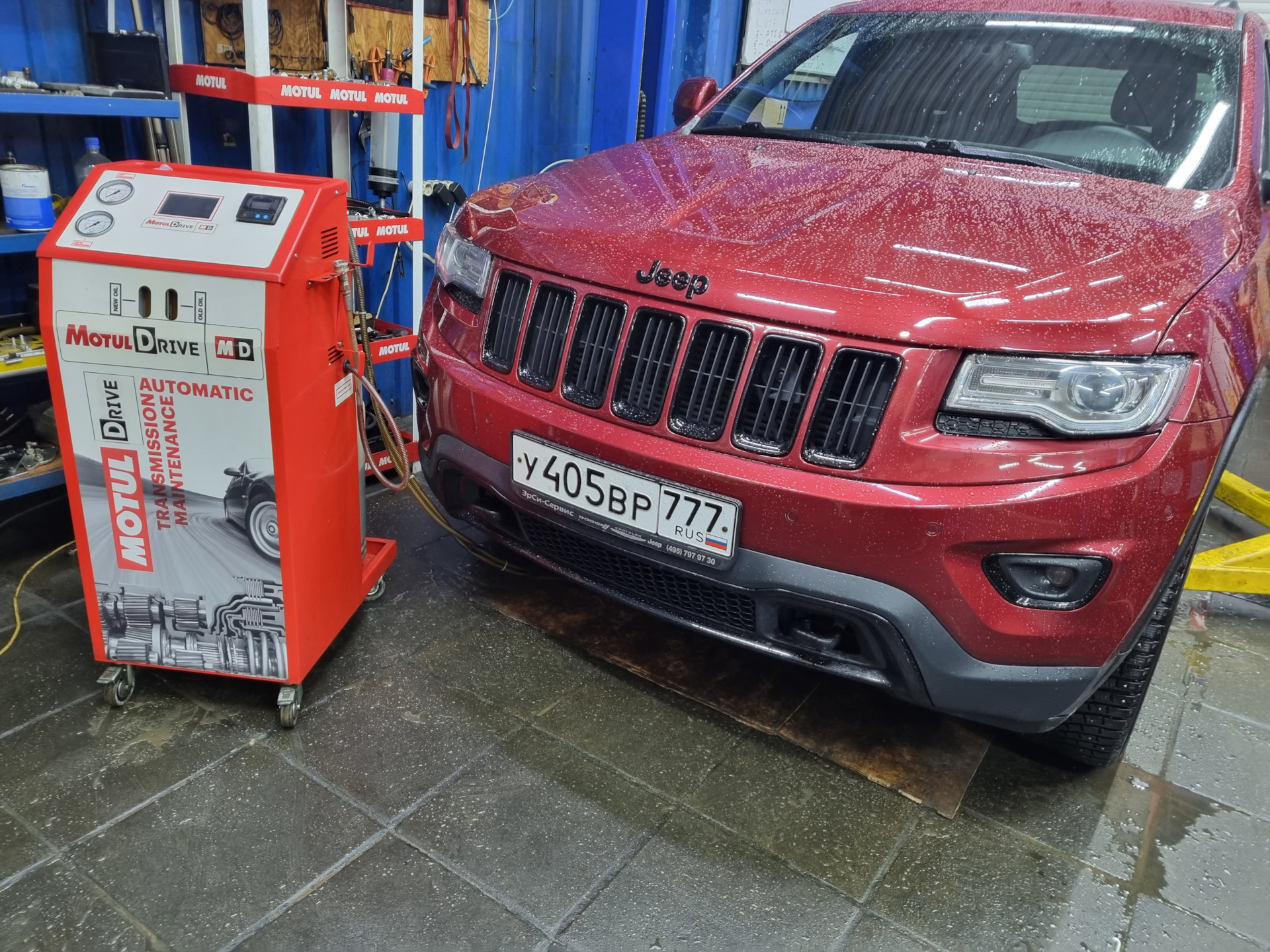 Полная аппаратная замена масла в АКПП, замена масла в дифференциалах — Jeep  Grand Cherokee (WK2), 3 л, 2014 года | плановое ТО | DRIVE2