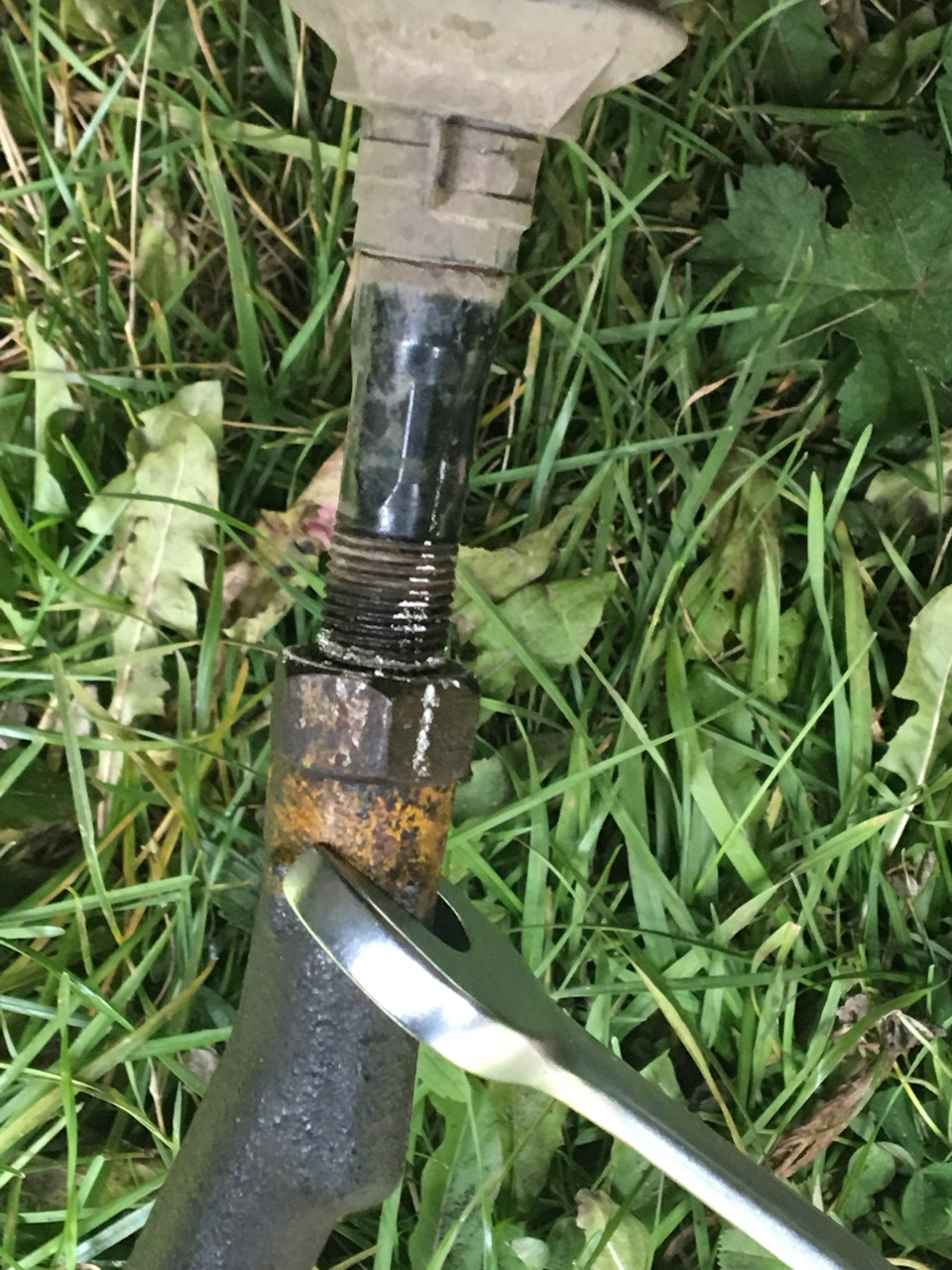 Замена рулевых наконечников — Hyundai Santa Fe (2G), 2,4 л, 2011 года ...