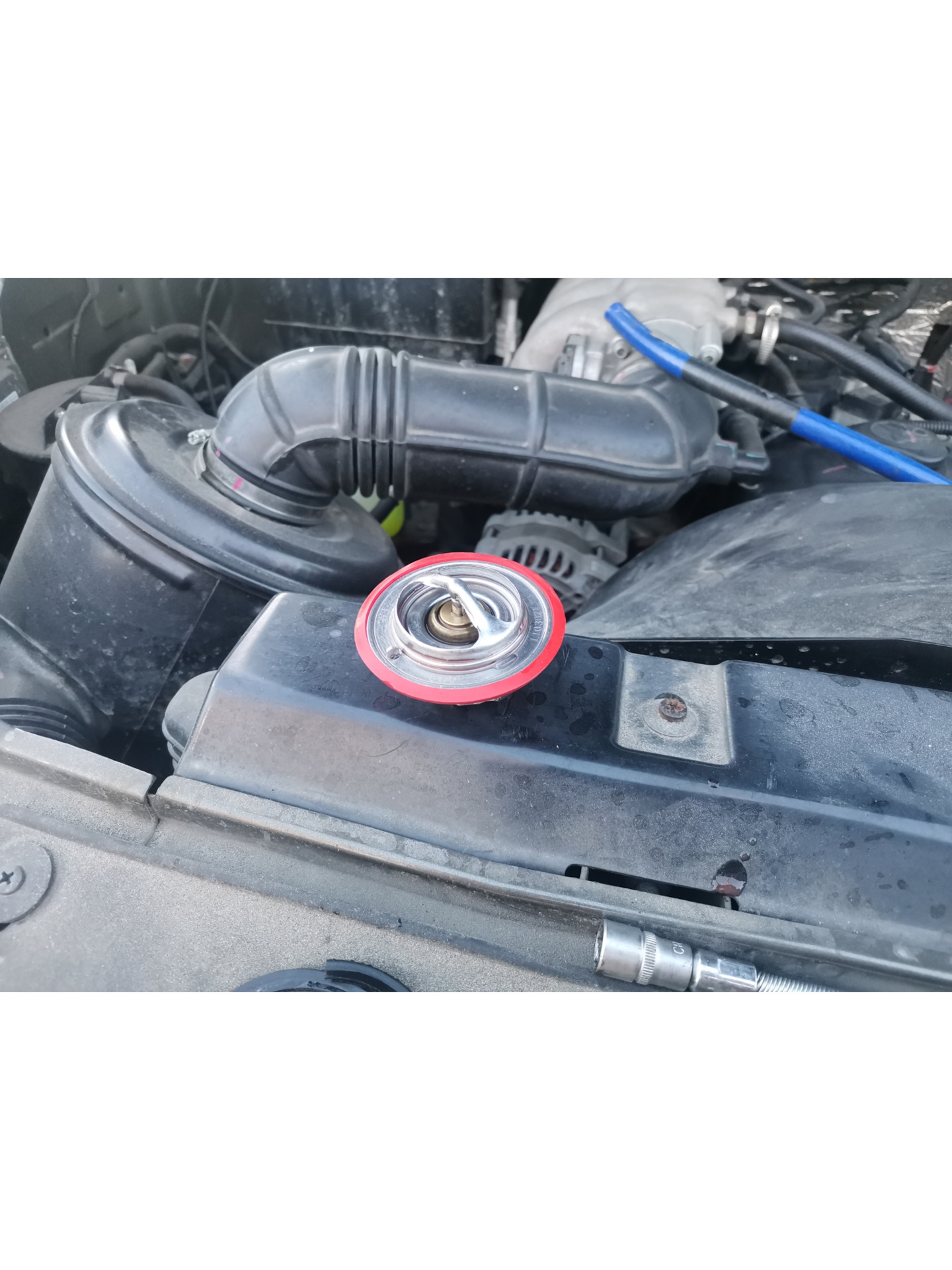 Прокладка термостата и мелочи — УАЗ Patriot, 2,7 л, 2021 года | своими ...