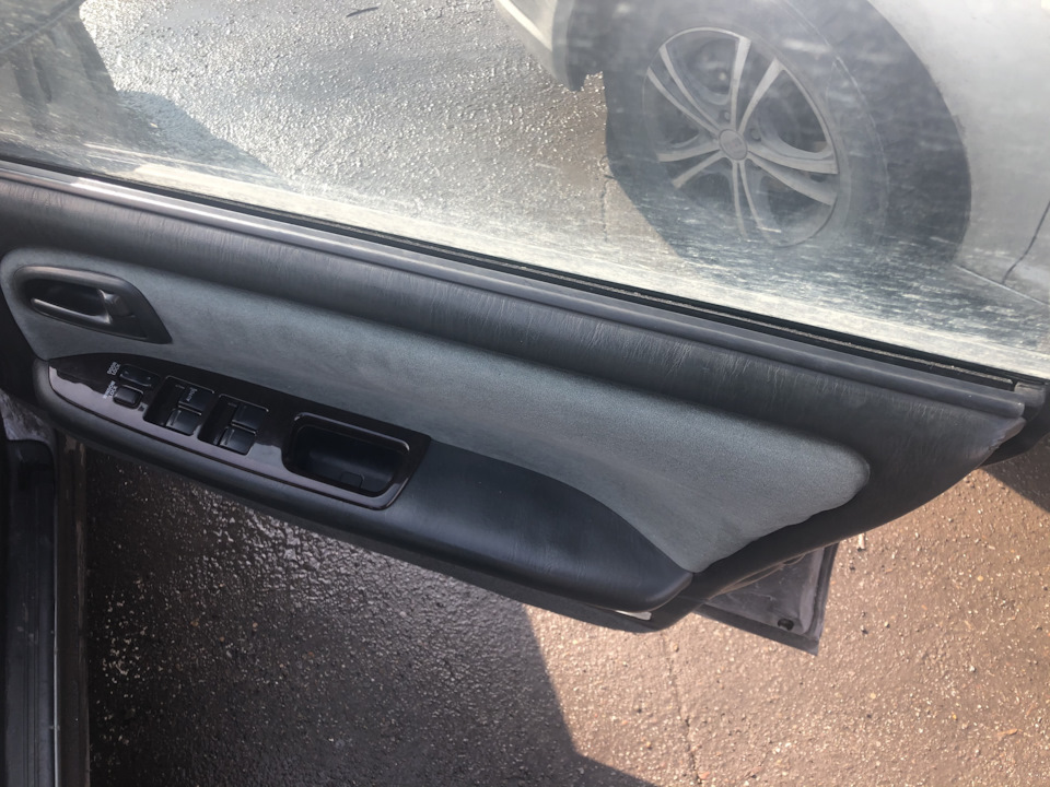 Не плотно прилегает передняя обшивка двери gx90 — Сообщество «Клуб ...