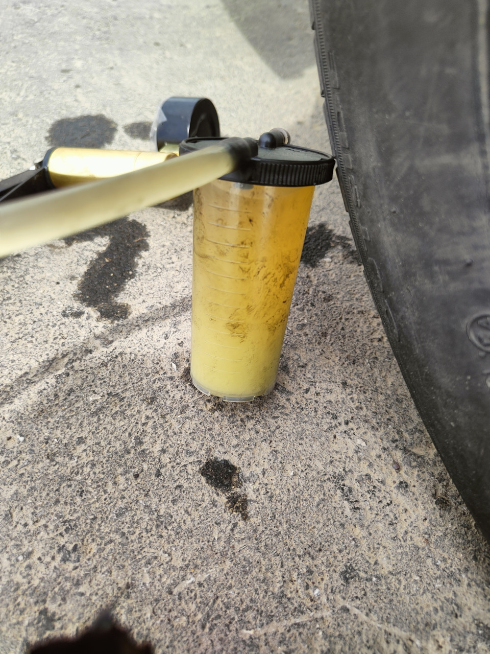 Жидкость с сцепления — Volkswagen Polo Sedan