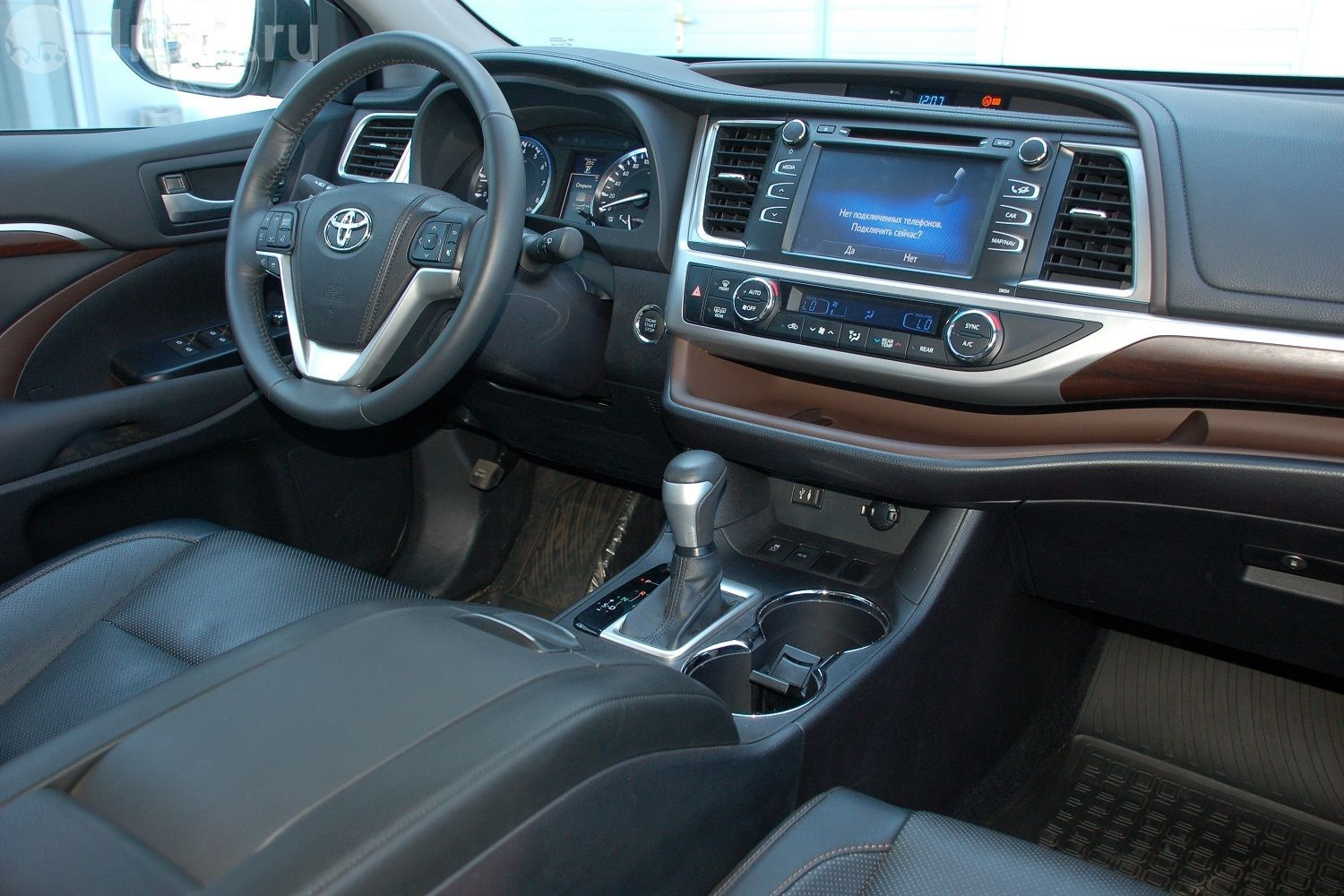 Toyota Highlander 2015 салон