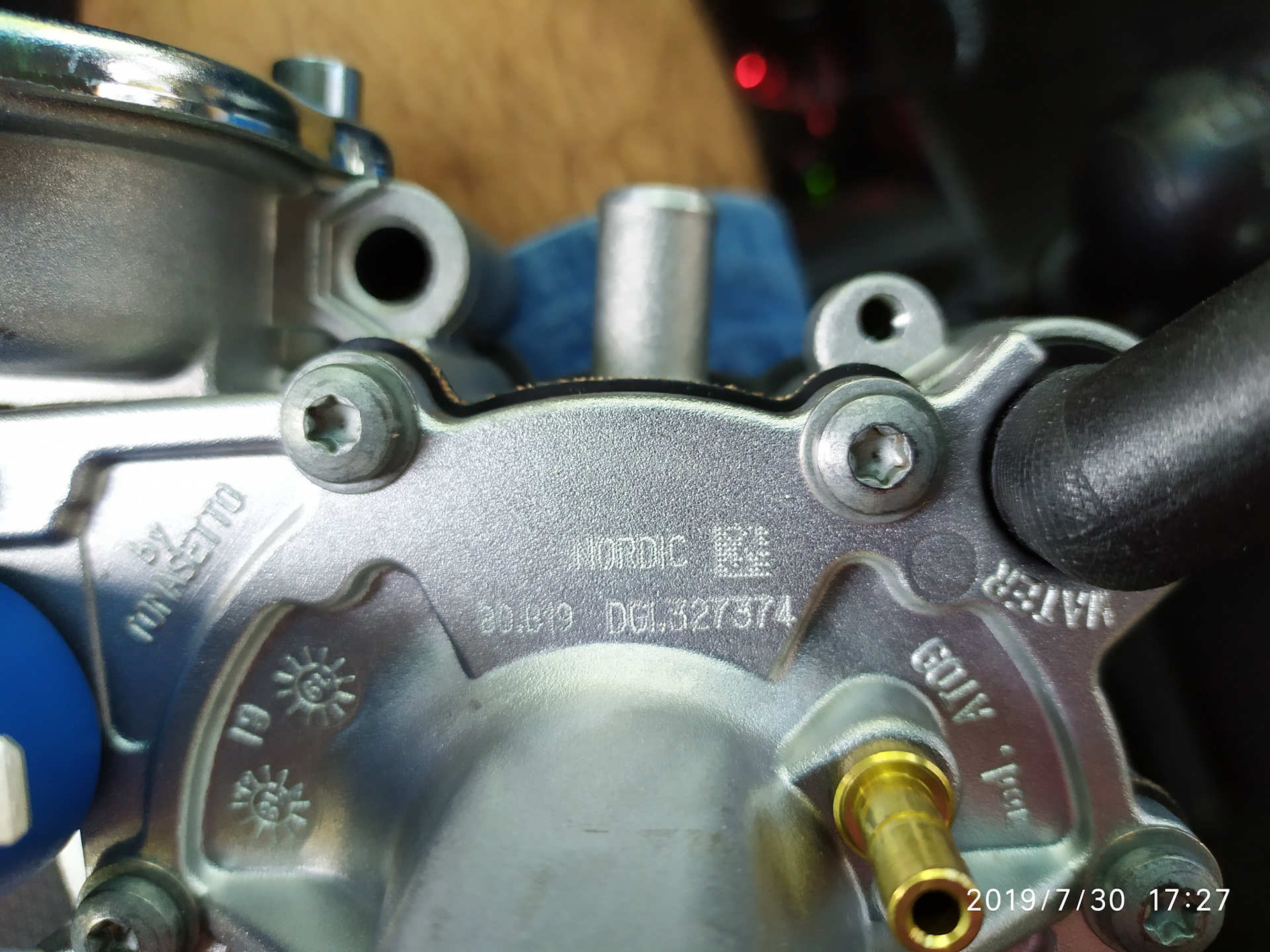 Редуктор томасетто ат 07 супер. Редуктор томасетто ат 09 нордик. Давление редуктора томасетто. Tomasetto at 09 artic. Газовый редуктор омвл 4 поколения.