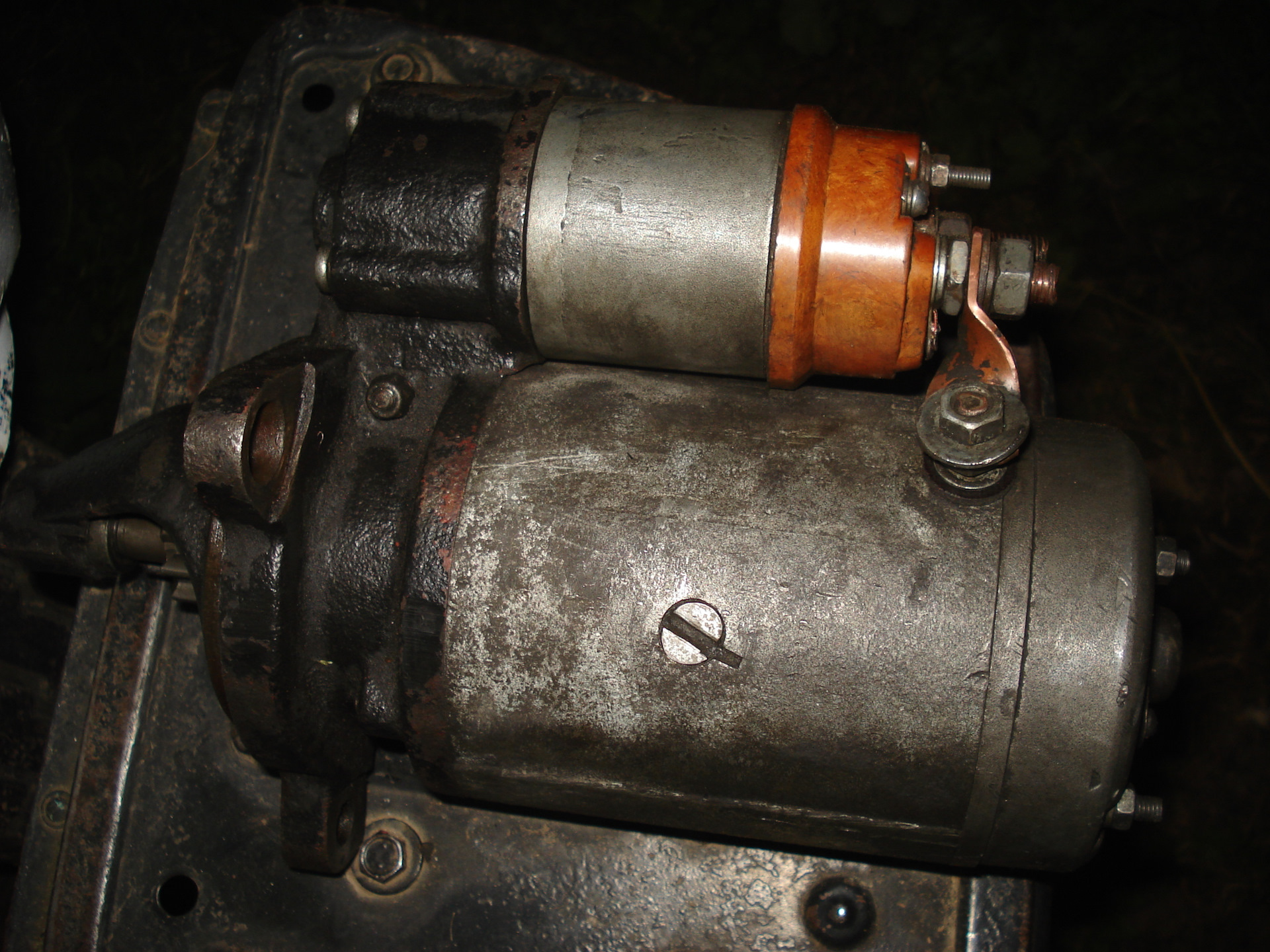 снятие стартера газ 3307. как снять стартер на газ 53. как снять стартер газ. стартер дв. провода стартера газ 53.