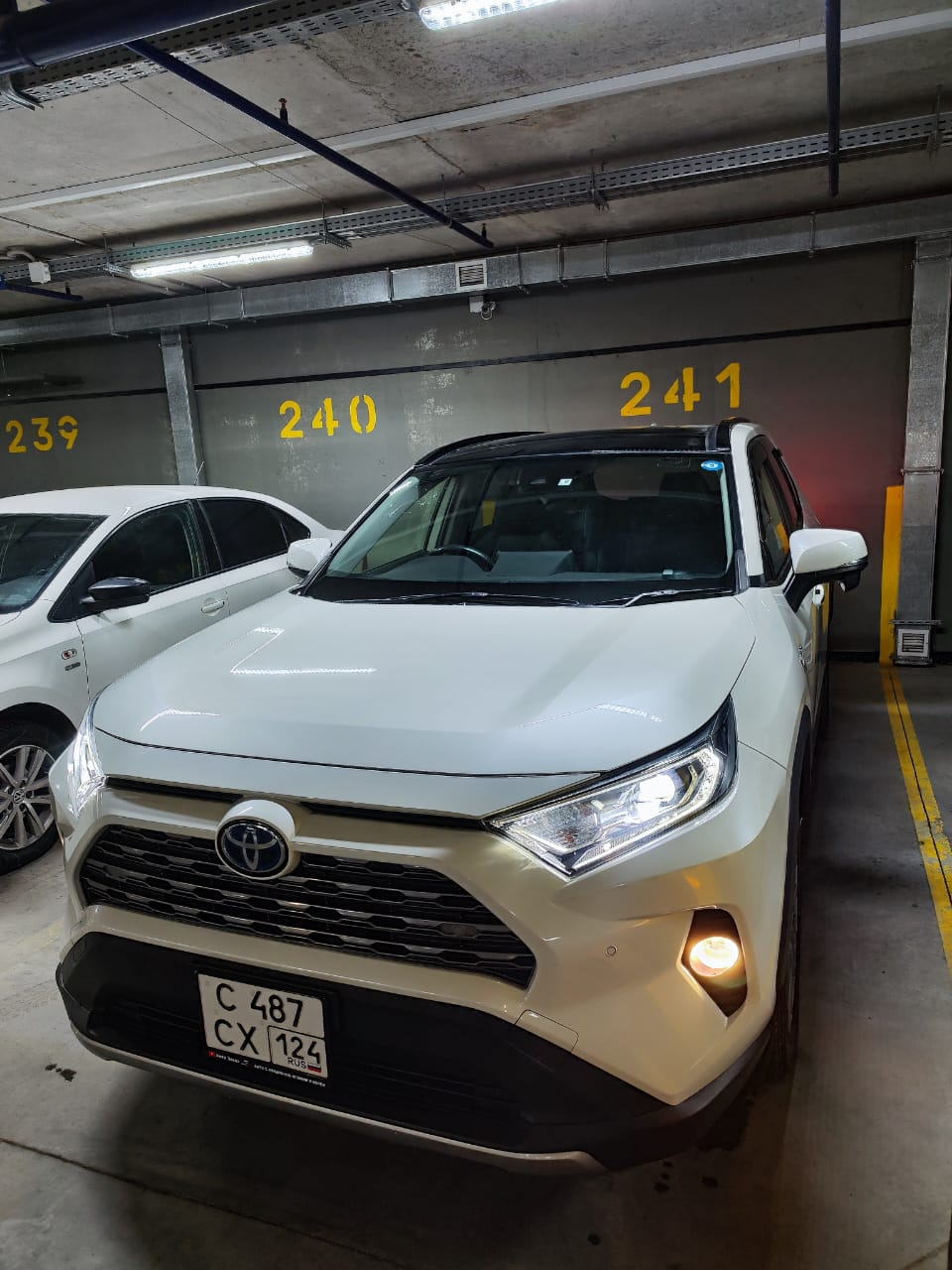 Он наконец-то дома… — Toyota RAV4 (5G), 2,5 л, 2019 года | покупка машины |  DRIVE2