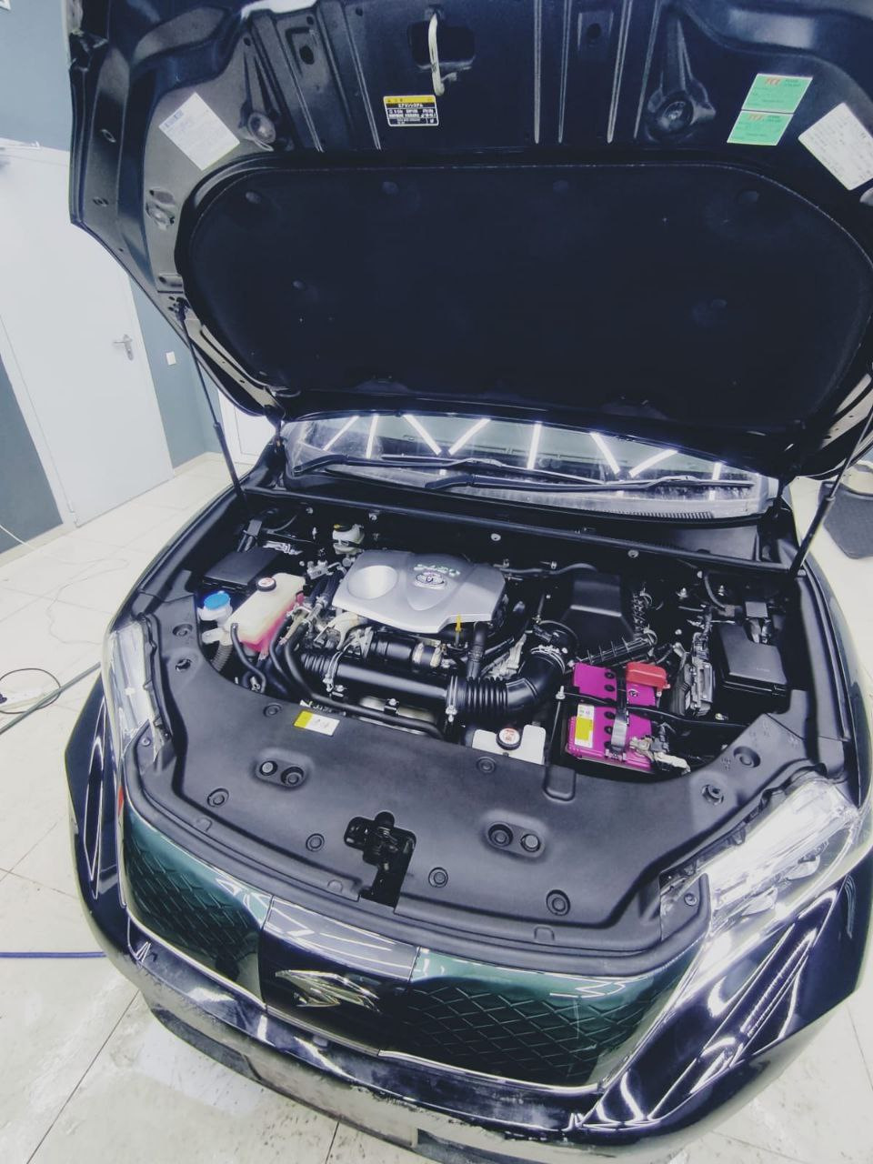 Замена охлаждающей жидкости на toyota harrier. Термостат тойота харриер 2. Антифриз тойота венза. Антифриз toyota hilux. Тойота харриер антифриз.