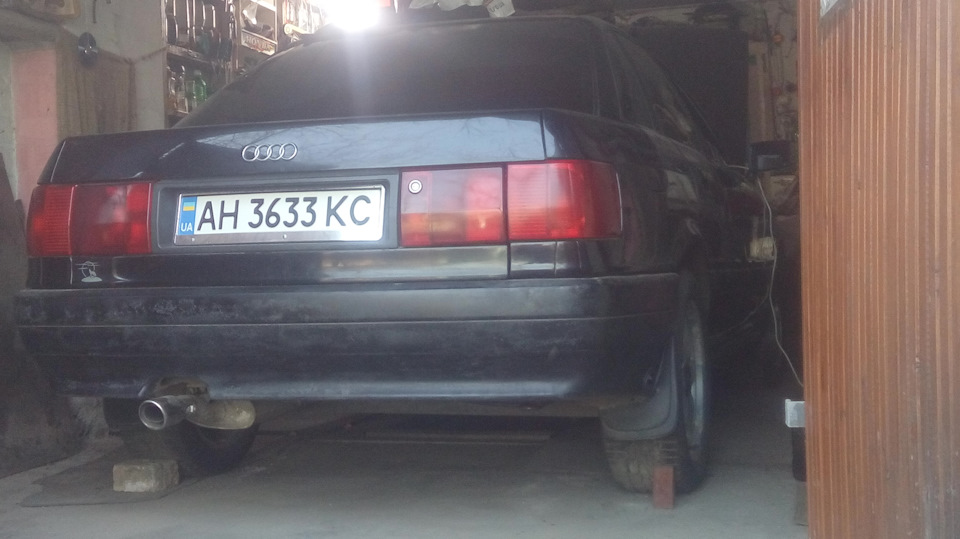 Покрытие лаком фар и стопов — Audi 80 (B3), 1,8 л, 1989 года | тюнинг ...