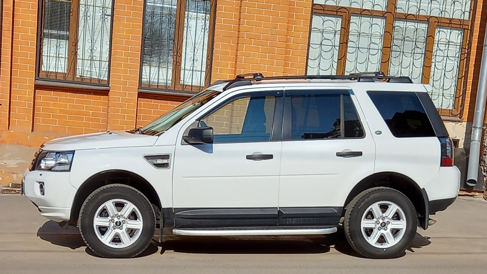 Land Rover Freelander 2 2.2 дизельный 2013 | 