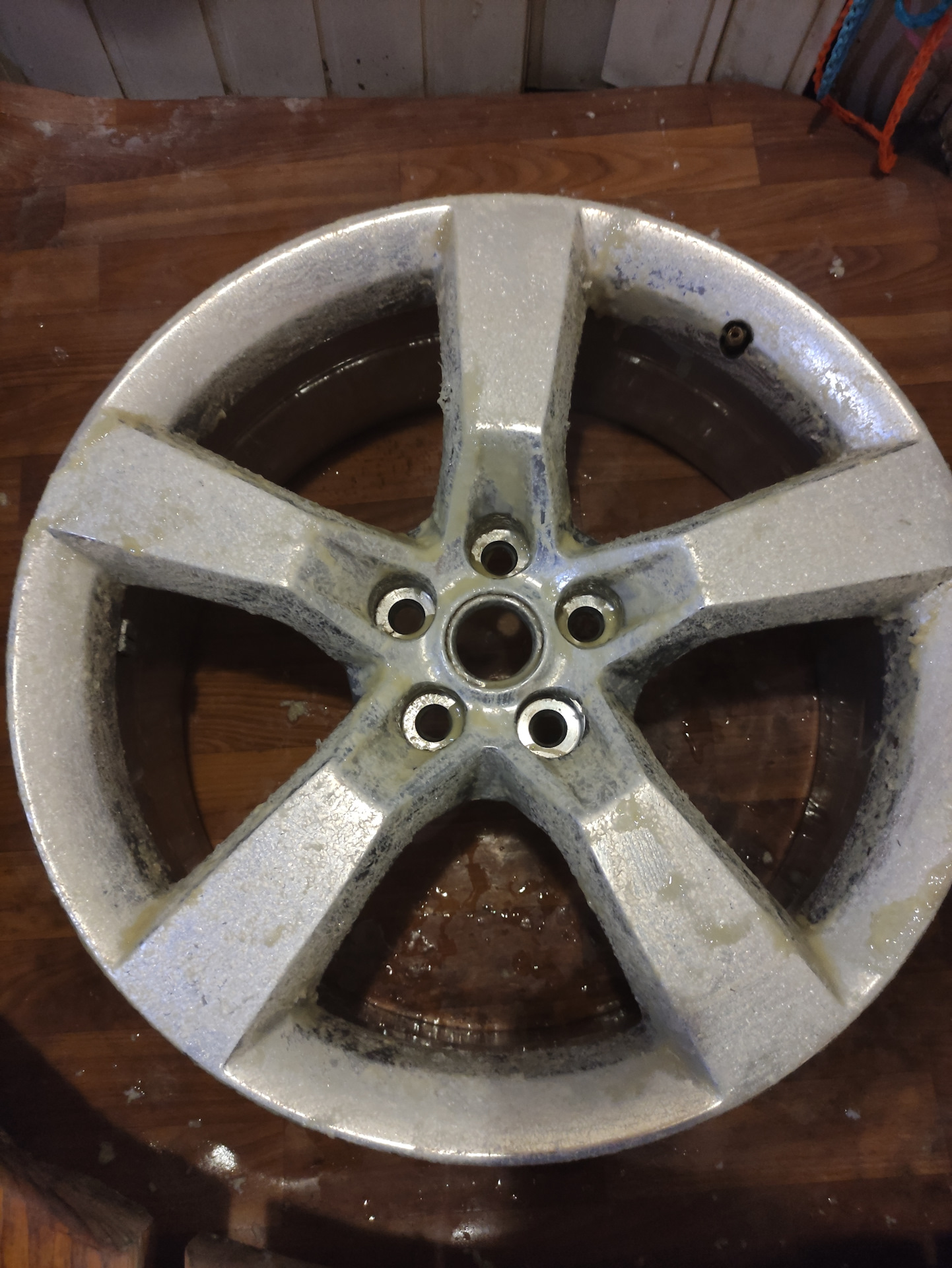 Каким лаком покрывать диски ? — Сообщество «Диски & Тюнинг» на DRIVE2