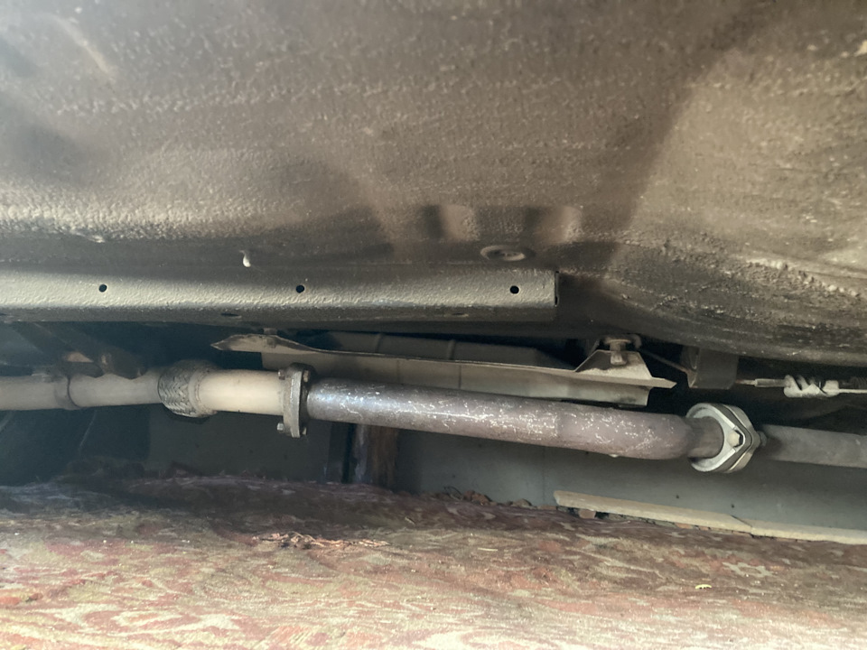 Проставка вместо катализатора — Lada 210740, 1,6 л, 2012 года ...