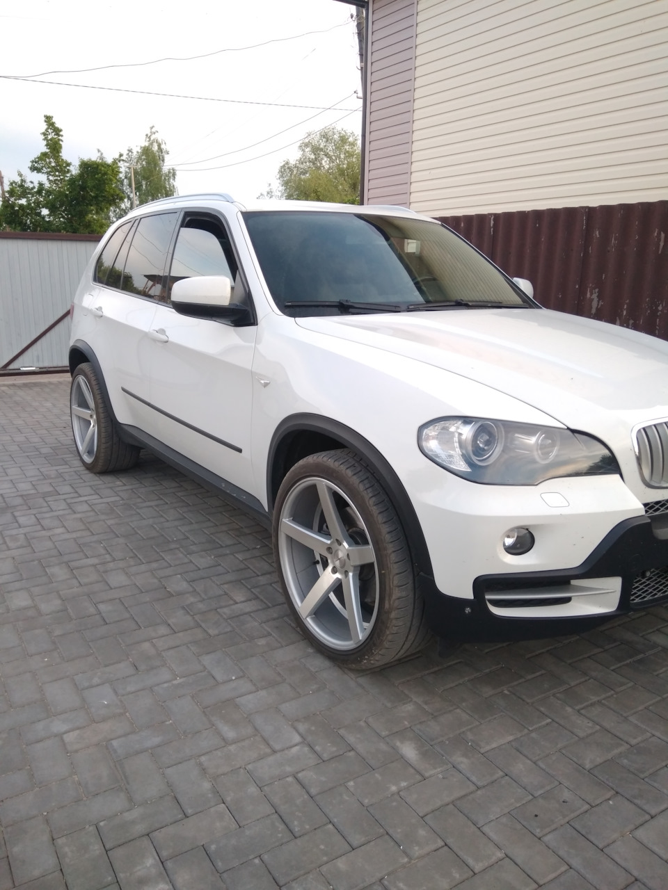 Правильный размер дисков для БМВ Х5 Е70 — BMW X5 (E70), 3 л, 2008 года |  колёсные диски | DRIVE2