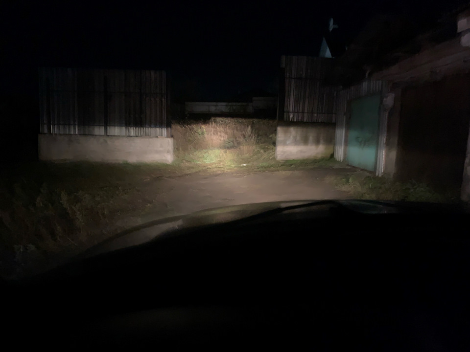 Немного фото как светят фары — Jeep Grand Cherokee (WJ), 4,7 л, 1999 ...