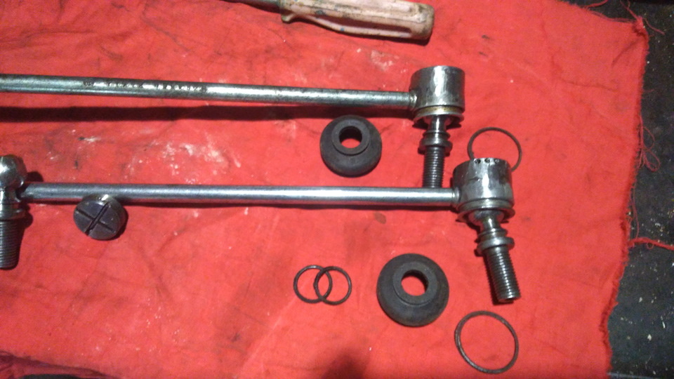 Восстановление стоек стабилизатора… — Volkswagen Caddy (3G), 1,6 л ...