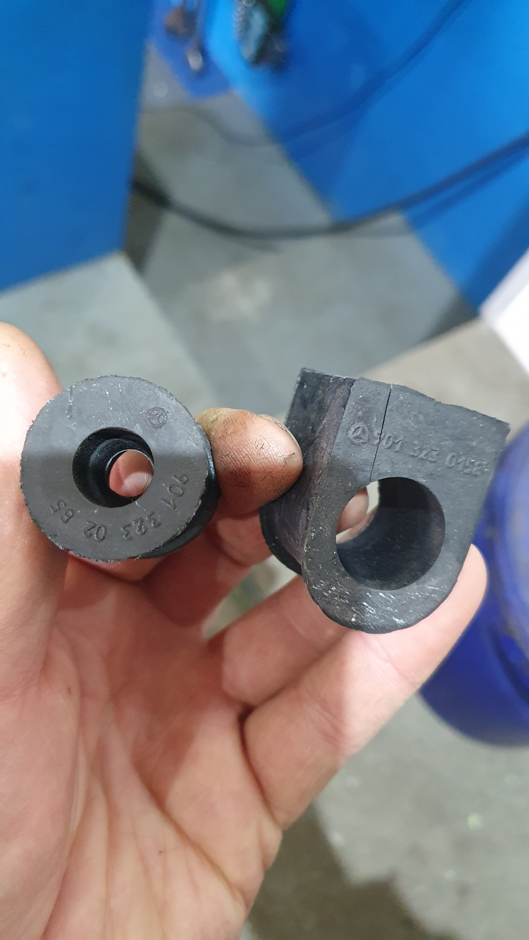 Замена шаровой + втулки. — Mercedes-Benz Sprinter (1G), 2,9 л, 1999 ...