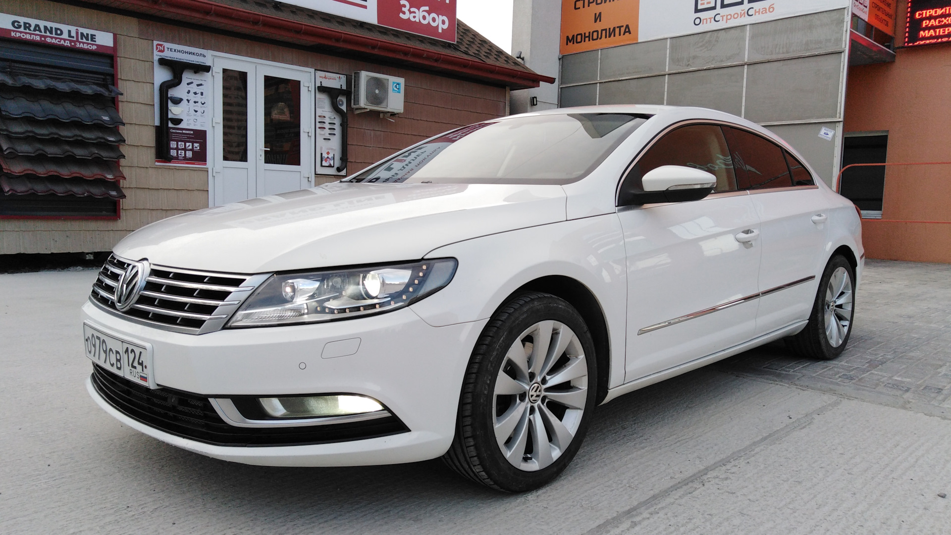 Volkswagen Passat CC 1.8 бензиновый 2012 | МТ на DRIVE2