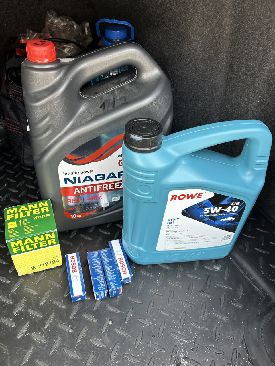 Замена масла, свечей и катушек — Volkswagen Jetta VI, 1,6 л, 2013 года ...