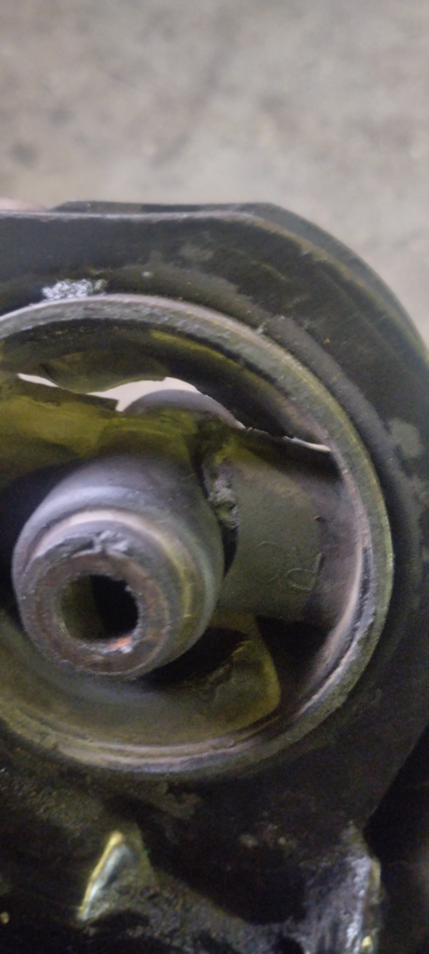 Оторвало полностью — Mitsubishi Galant (8G)