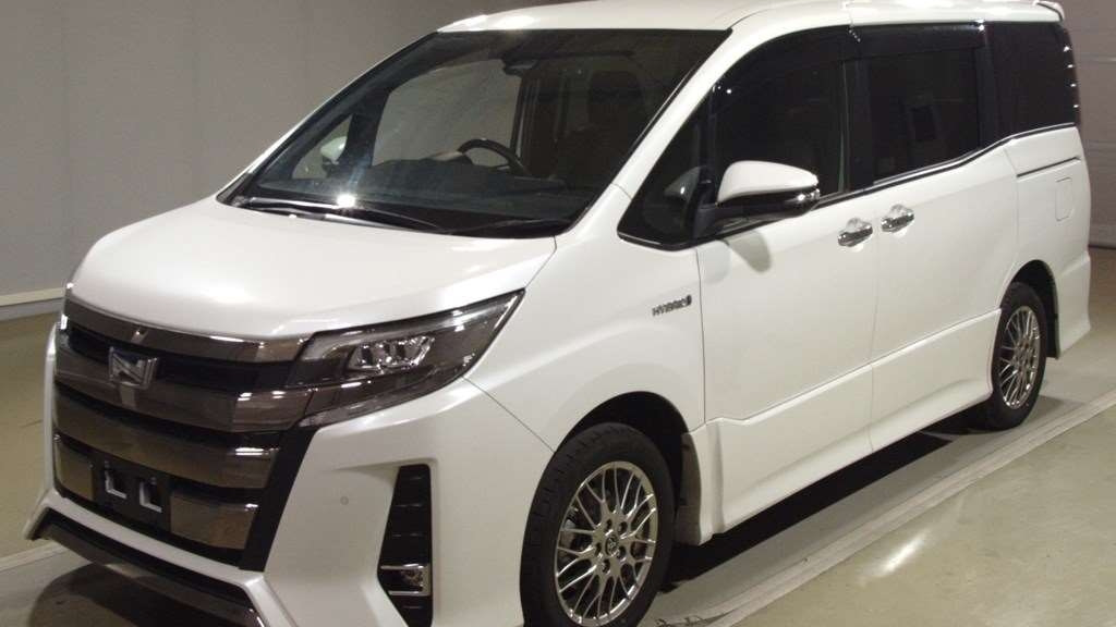 Toyota Noah 2014 zrr85