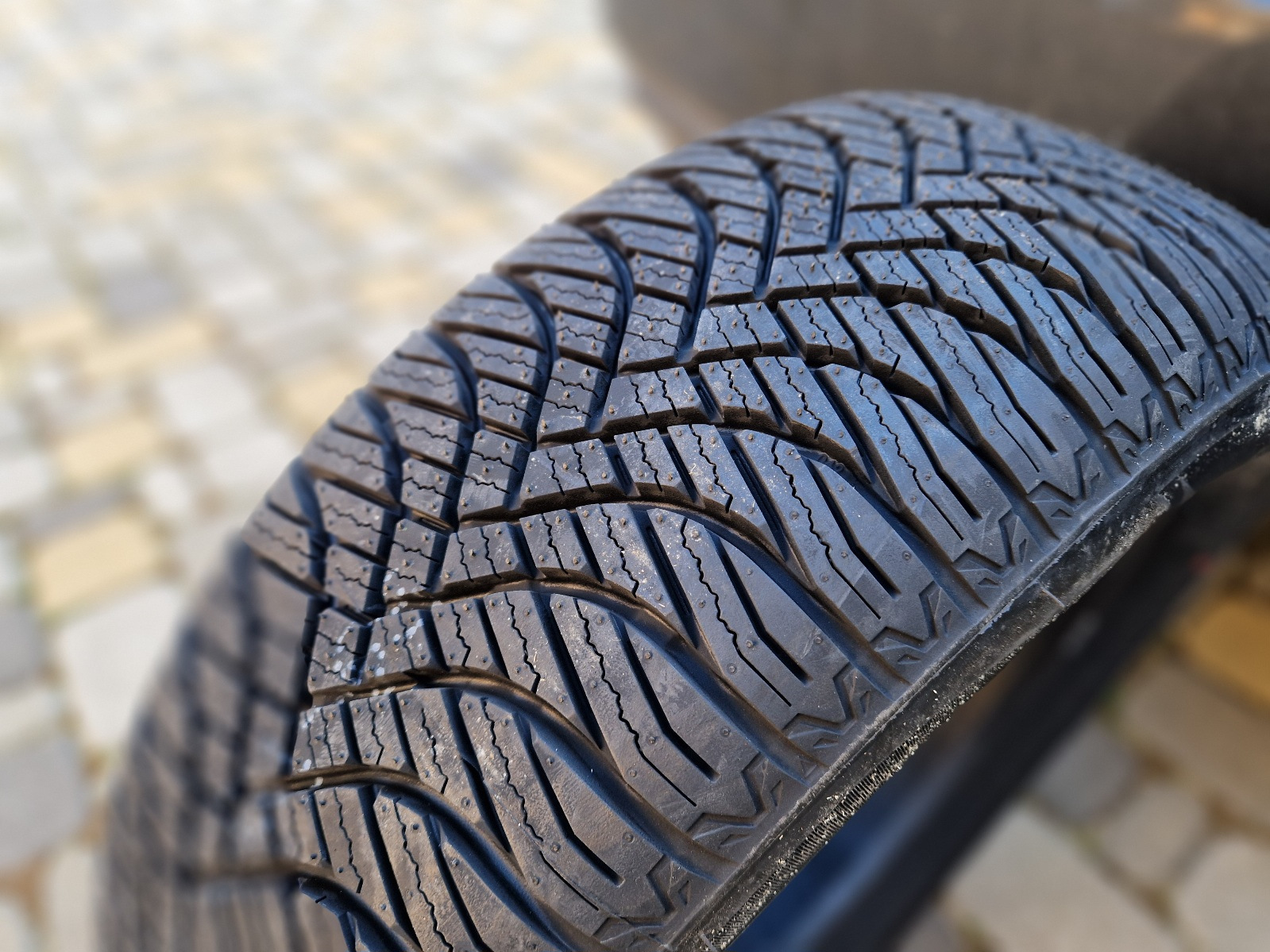 WESTLAKE Z-401 Ganzjahresreifen 235/60 R16 100V - All Seasons M+S