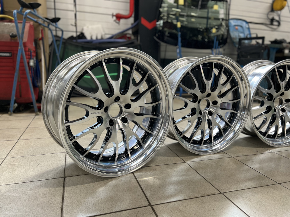 Выбираем диски (21 vs 22) — Land Rover Range Rover (3G), 5 л, 2012 года ...