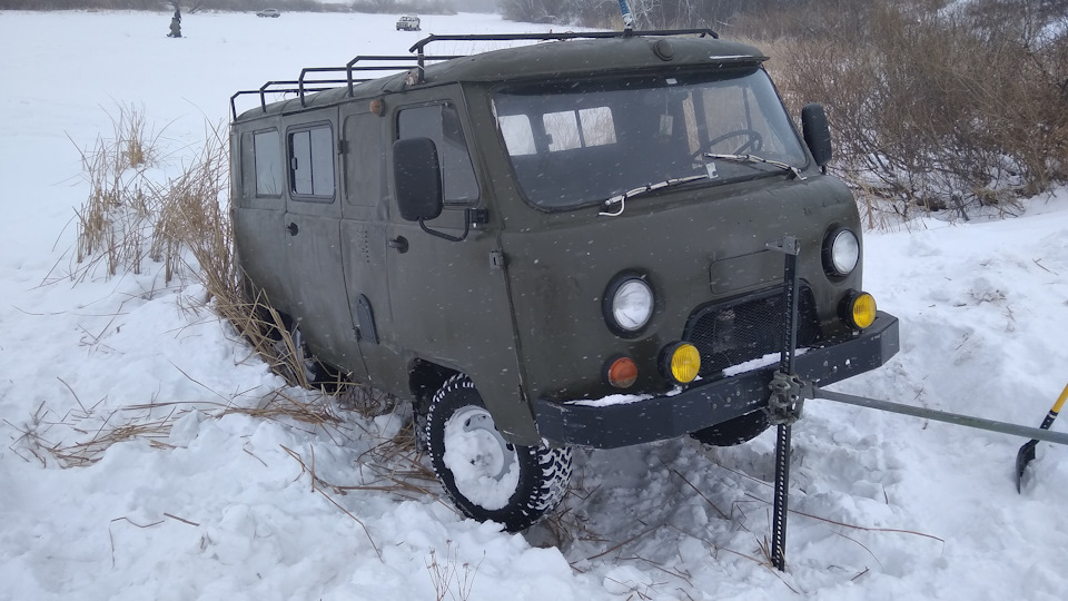 Прокачка тормозов и сцепления аэратором — УАЗ 452, 2,4 л, 1971 года ...