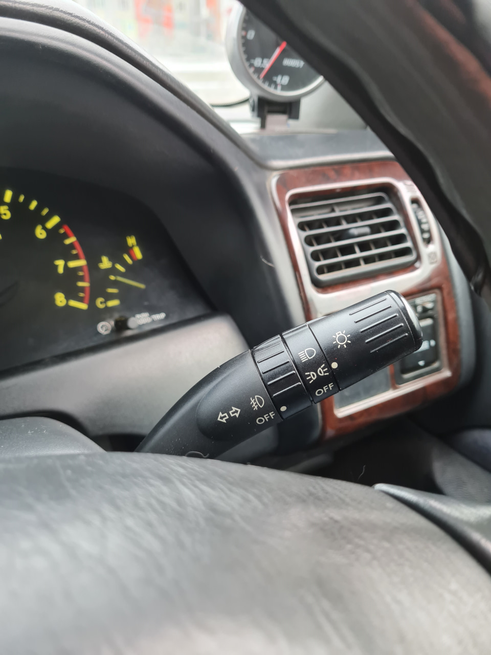 Фото в бортжурнале Toyota Carina (7G)