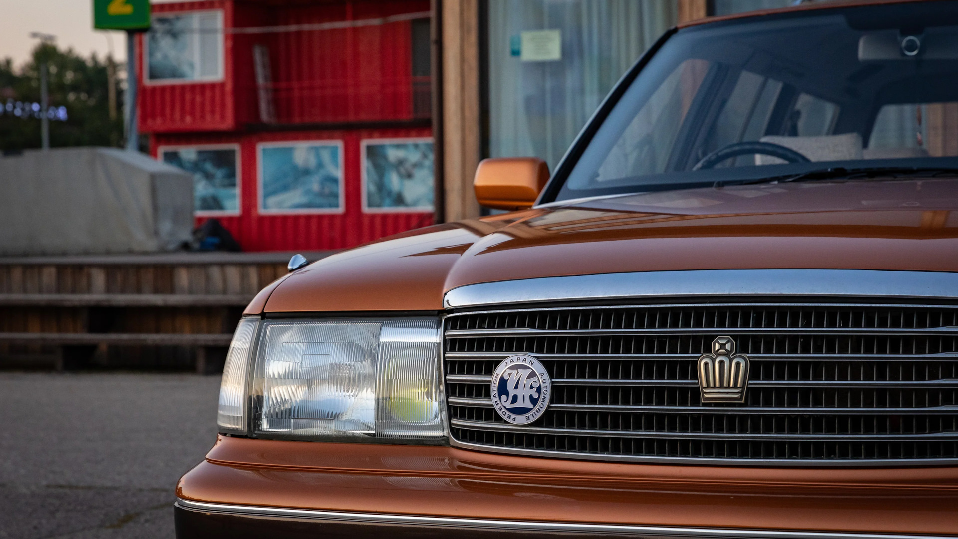 toyota crown s130 wagon