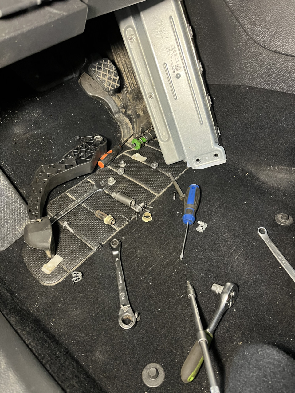 Щелчки сцепления побеждены — Volkswagen Golf Mk6, 1,4 л, 2010 года ...