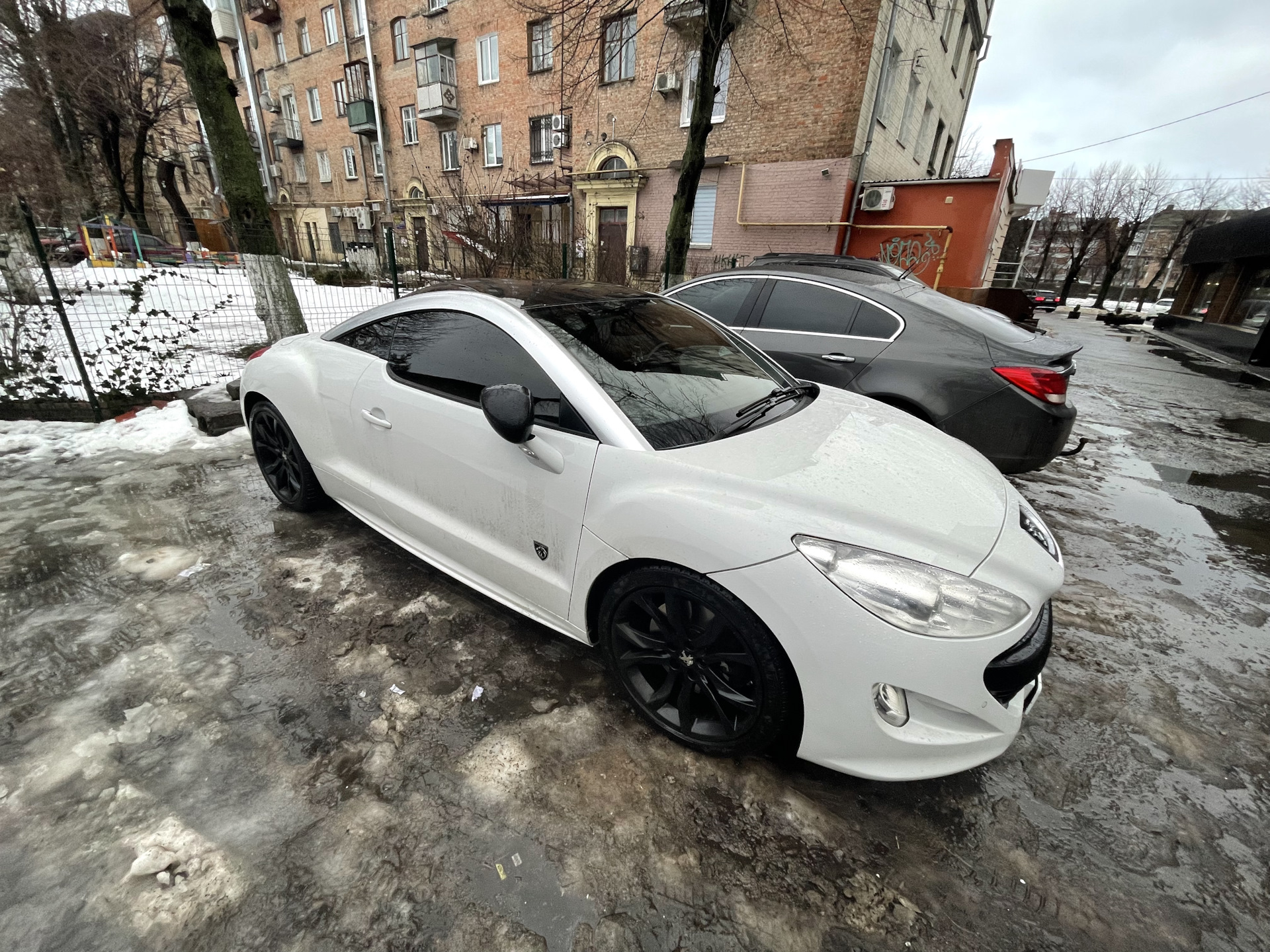 Пересечение границы на тонированном авто — Peugeot RCZ, 2 л, 2011 года |  покатушки | DRIVE2