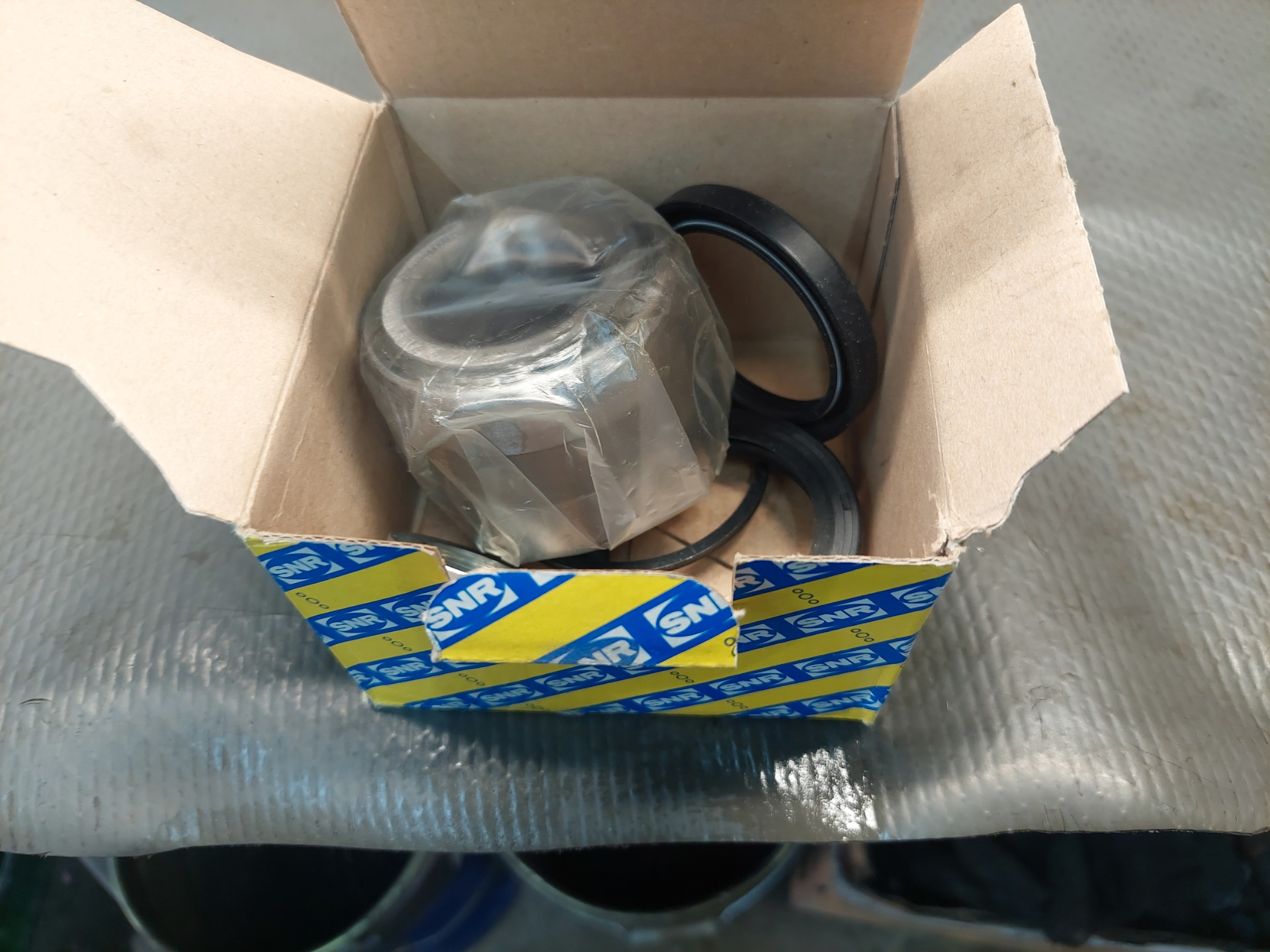 Ступичный подшипник, и замена задних тормозных колодок — Subaru ...