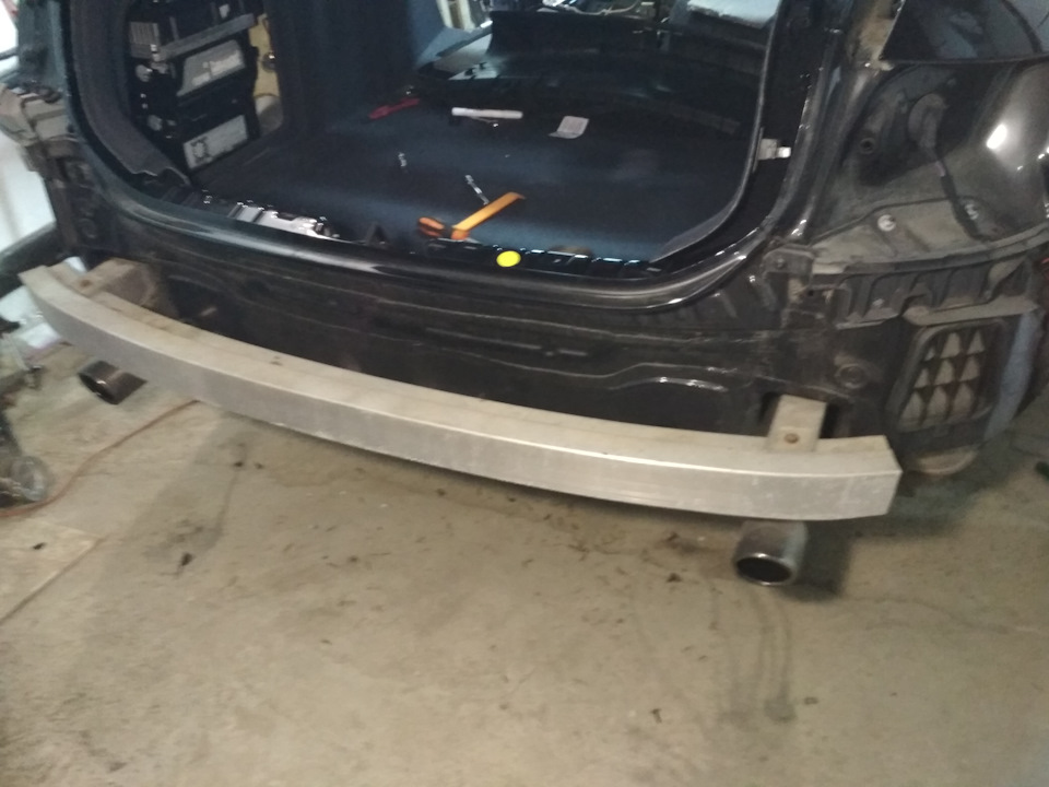 Фото в бортжурнале Audi A6 (C6)