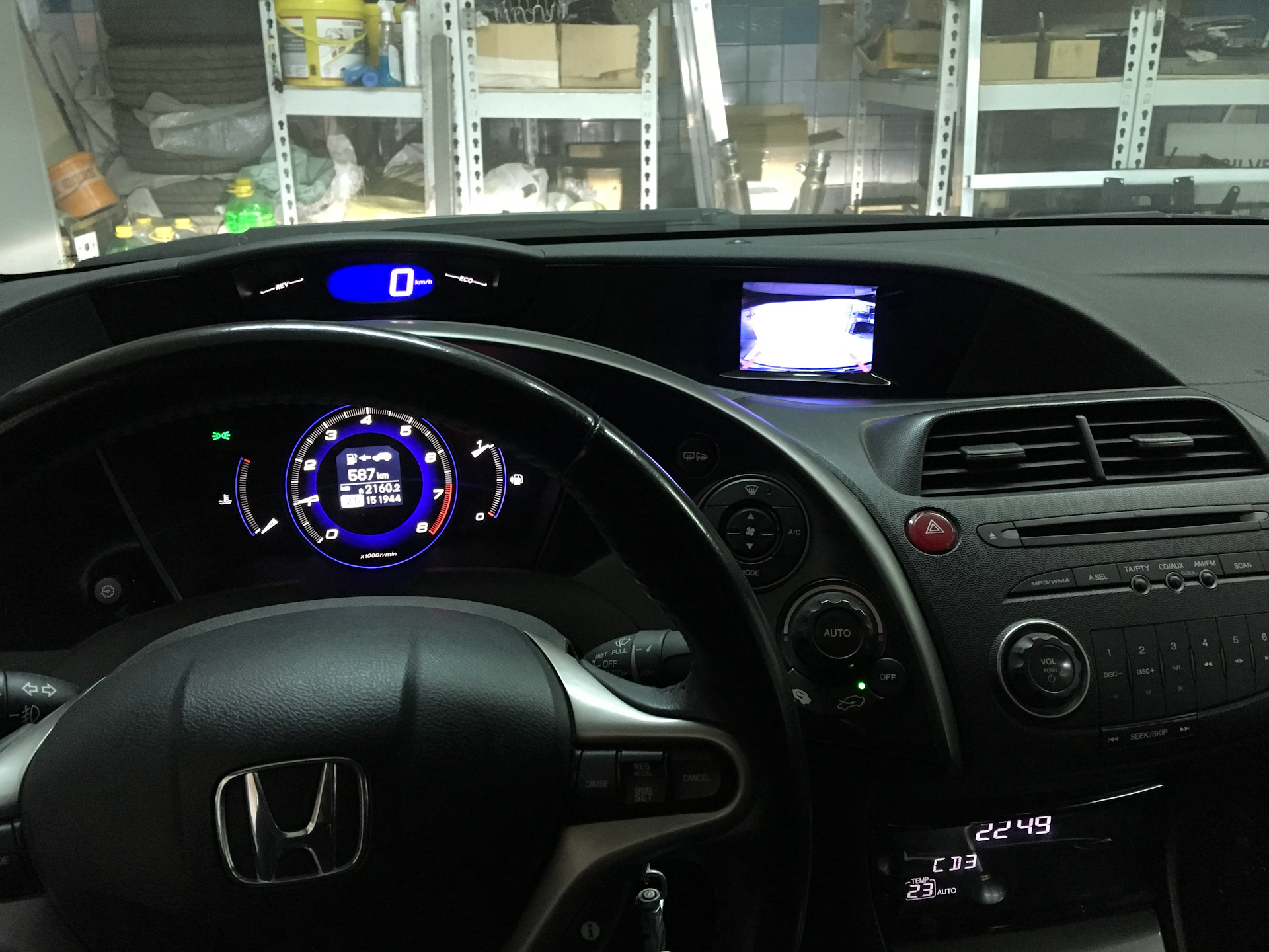 5 д экран. Экран Honda Civic 5d 2008. Honda Civic 2008 монитор. Монитор на Хонда Цивик 5д. Honda Civic 5d дисплей.