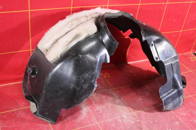 018. Замена подкрылка. Шумка своими руками. — Ford Focus III Wagon, 2 л ...